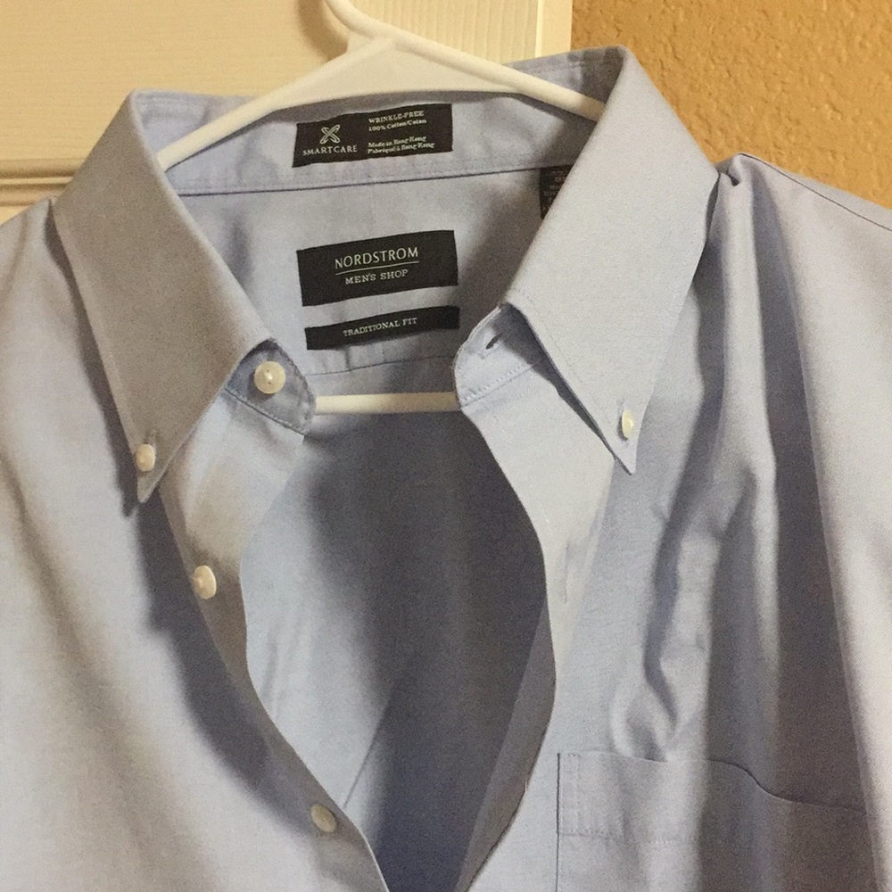 Nordstrom button down blue, excellent condition
